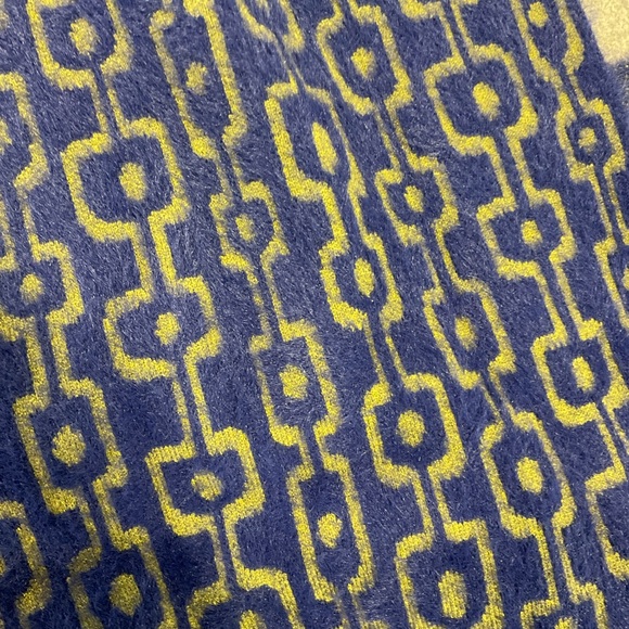 Scarf it up! - Picture 4 of 4